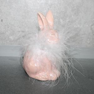 Hase m. Federkragen rosa