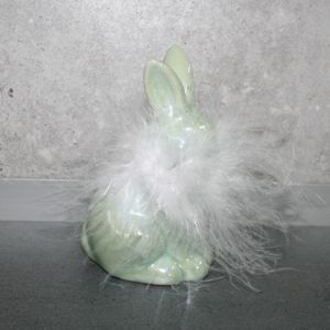 Hase m. Federkragen grün